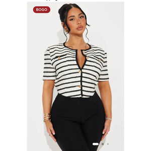 Fashion Nova Tweed Stripe Short sleeve Blazer XL 20 PTP
19‎ in length